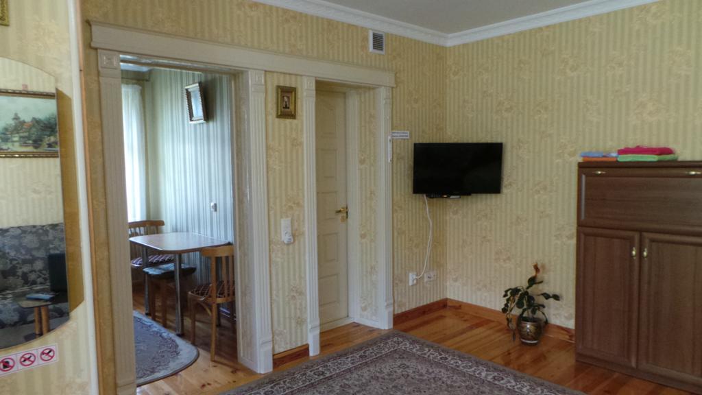 U Viktora Guest House Brest Esterno foto